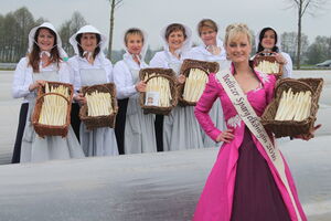 Beelitzer Spargelkönigin 2016: Sarah Wladasch (Foto: Thomas Lähns)