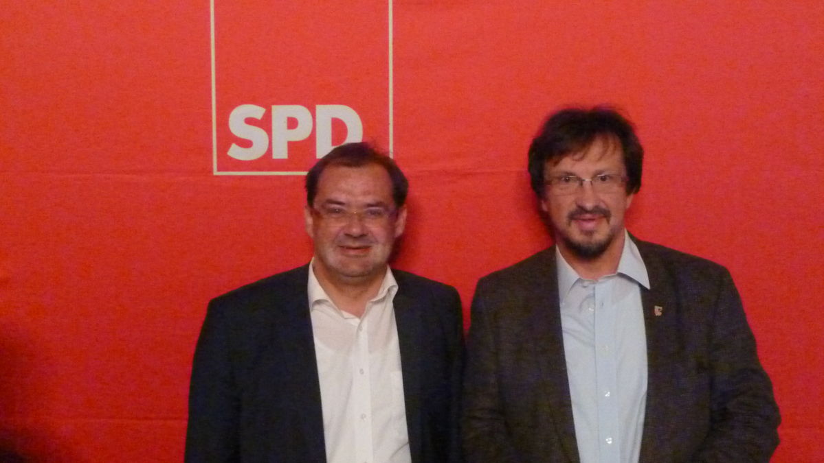 Jörg Vogelsänger und Franz Berger auf der Delegiertenkonferenz zur Wahl des Direktkandidaten